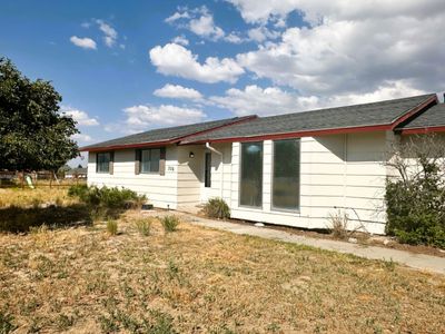 326 Flora Drive, House other with 3 bedrooms, 2 bathrooms and null parking in Spring Creek NV | Image 2