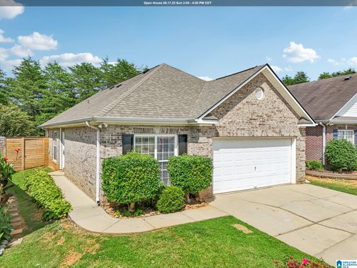 4717 Longmeadow Dr, BESSEMER, AL, 35022-7015 | Card Image