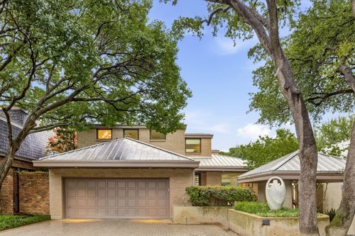 9 Hallshire Ct, Dallas, TX, 75225-1824 | Card Image