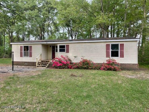 66 Jacob West Ln, Clinton, NC, 28328-1451 | Card Image
