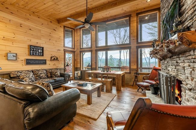 81 Morgan Trl, Home with 3 bedrooms, 3 bathrooms and null parking in Epworth GA | Image 5