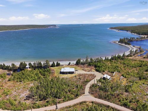 400 Mailman Branch Road, Liscomb, NS, B0J2A0 | Card Image