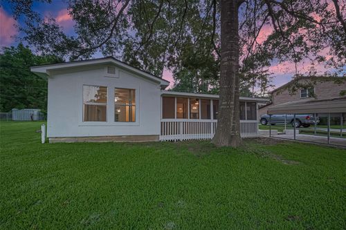1372 W Pine Lake Cir, Montgomery, TX, 77316-2711 | Card Image
