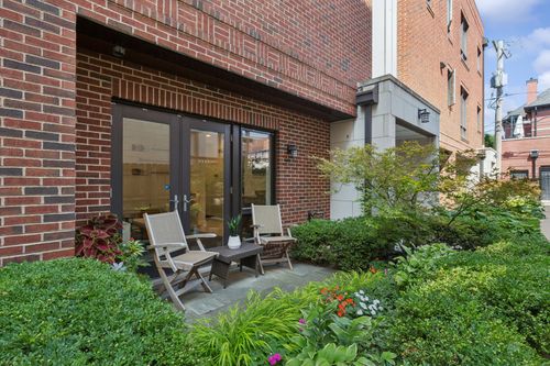 3-1738 W Diversey Pkwy, Chicago, IL, 60614-9406 | Card Image