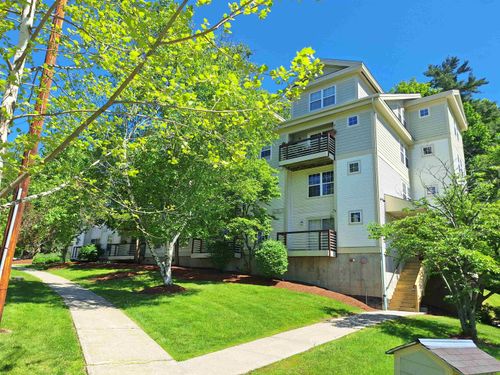 241 Hildred Dr, Burlington, VT, 05401-3694 | Card Image