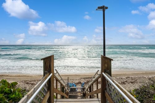 b104-3200 S Ocean Blvd, Palm Beach, FL, 33480-5658 | Card Image