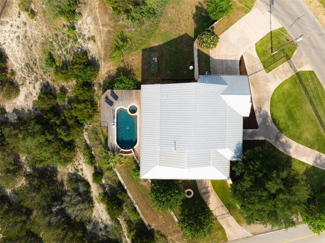 22238 Oban Dr, House other with 4 bedrooms, 4 bathrooms and null parking in Spicewood TX | Image 9