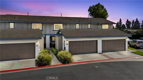 11702 Gloria Ct, Lakewood, CA, 90715-1016 | Card Image