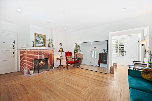 36 Phoenetia Ave, House other with 6 bedrooms, 6 bathrooms and null parking in Coral Gables FL | Image 10