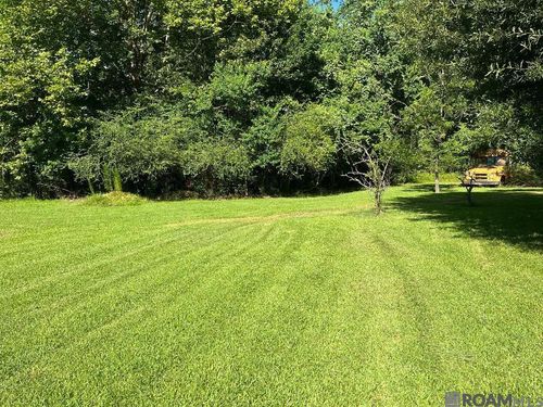 352 Genola Rd, Clinton, LA, 70722-5602 | Card Image