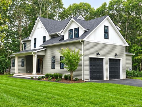 116 Dayton Ave, Manorville, NY, 11949-2009 | Card Image