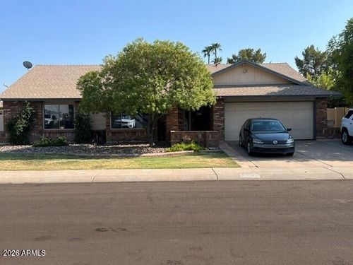6427 W Shaw Butte Dr, Glendale, AZ, 85304-2426 | Card Image
