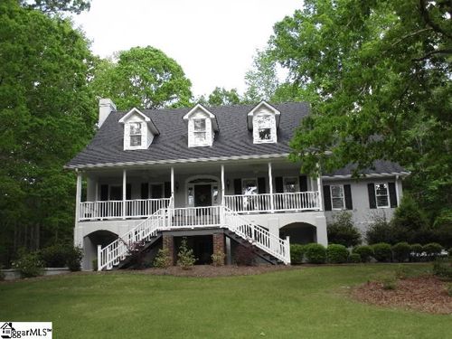 1 Parkview Ct, Laurens, SC, 29360-2660 | Card Image