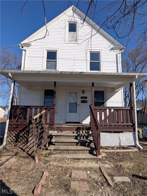 1339 Washington Ave, Lorain, OH, 44052-3558 | Card Image