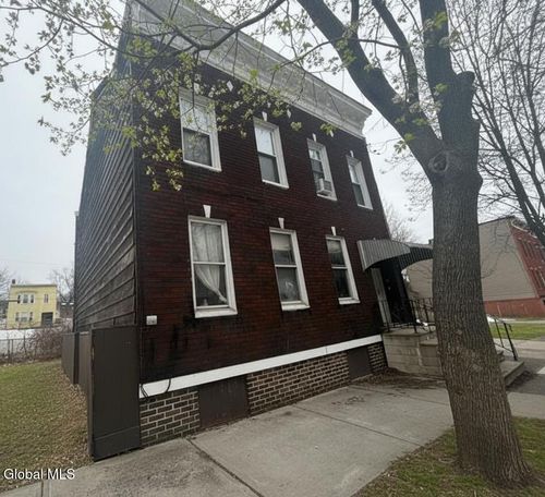 135 Broad St, Albany, NY, 12202-1542 | Card Image
