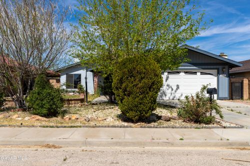 11049 Rome Beauty Drive, California City, CA, 93505 | Card Image
