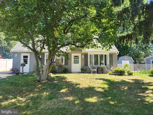 688 Carlisle Dr, MORRISVILLE, PA, 19067-6806 | Card Image