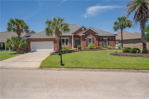 102 Constellation Dr, Slidell, LA, 70458-9025 | Card Image