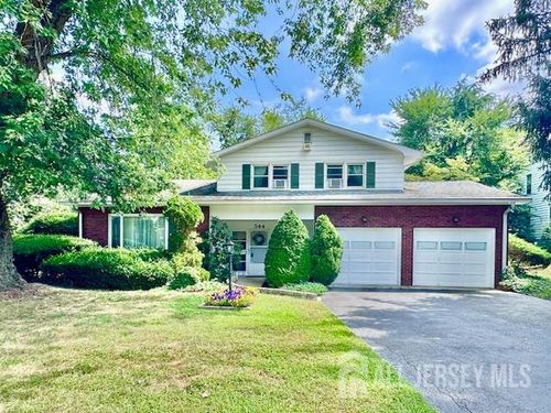544 Ryders Ln, East Brunswick, NJ, 08816-2771 | Card Image