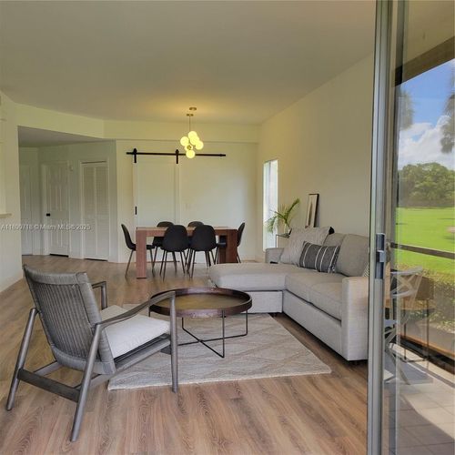 apt-1501-7896 Seville Pl, Boca Raton, FL, 33433-6340 | Card Image