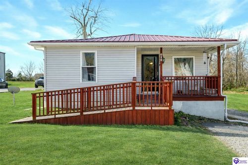 626 S Lincoln Blvd, Hodgenville, KY, 42748-1051 | Card Image