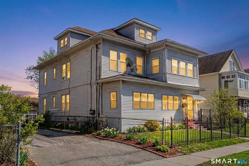 34 Adams St, Hartford, CT, 06112-2101 | Card Image