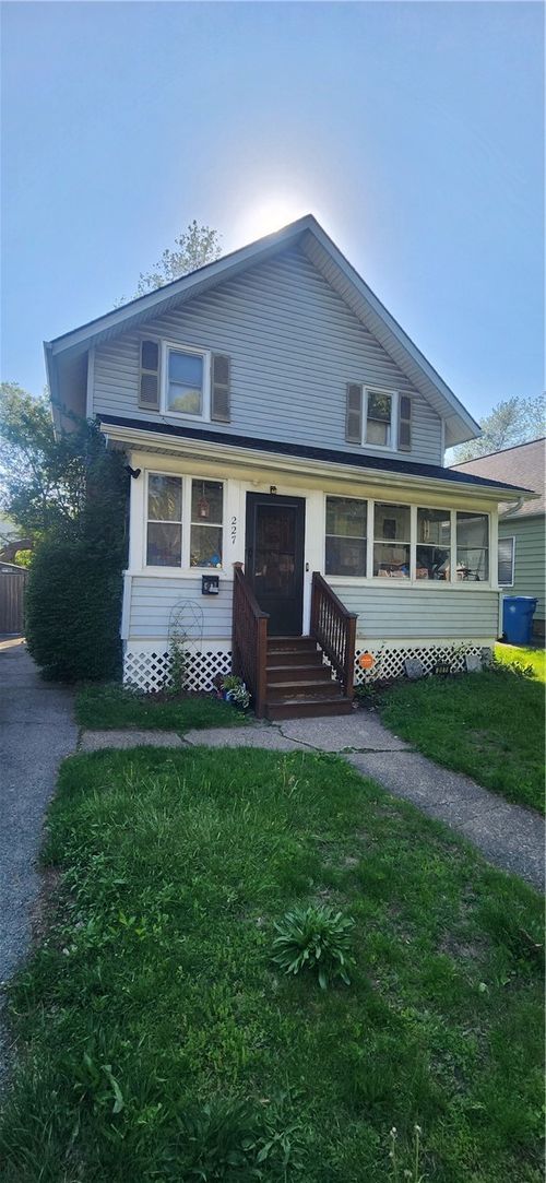 227 Westfield St, Rochester, NY, 14619-1655 | Card Image