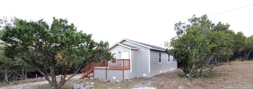 408 Clay Rdg, Canyon Lake, TX, 78133-2580 | Card Image