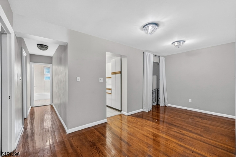 Residential in Newark City 3