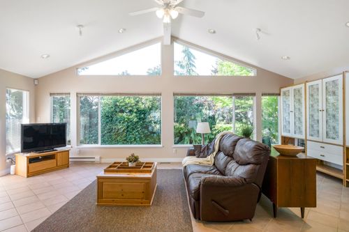 10601 Hermosa Dr, Delta, BC, V4C6S8 | Card Image