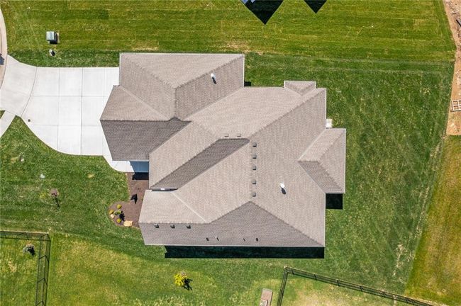 9069 Shady Bend Rd, House other with 5 bedrooms, 3 bathrooms and null parking in Lenexa KS | Image 42