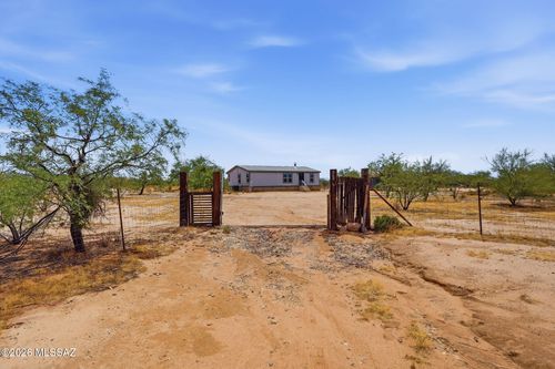 8690 S Marstellar Road, Tucson, AZ, 85736 | Card Image