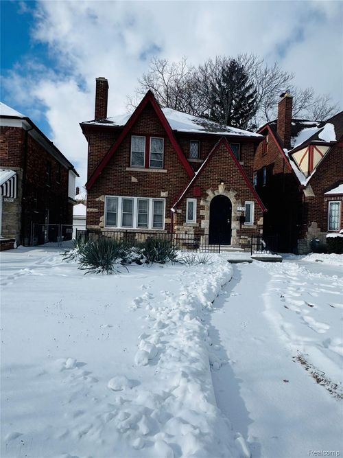 17523 Santa Barbara Dr, Detroit, MI, 48221-2528 | Card Image