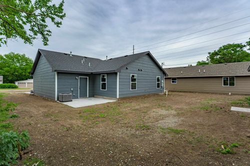703 N Washington St, El Dorado, KS, 67042-3941 | Card Image