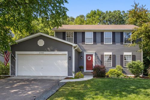 2740 Simons Dr, Chaska, MN, 55318-1164 | Card Image