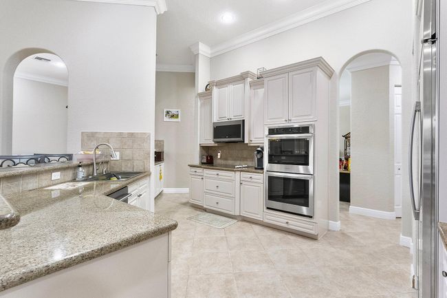 6948 Nw 110 Th Ln, House other with 4 bedrooms, 4 bathrooms and null parking in Parkland FL | Image 9
