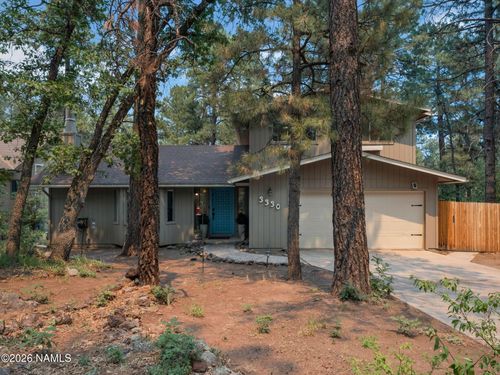 3330 S Moore Cir, Flagstaff, AZ, 86005-8500 | Card Image