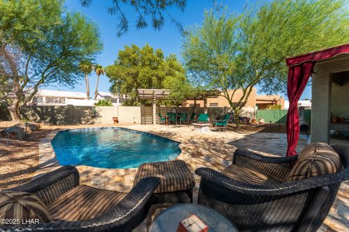 3879 N Chelsea Cir, Lake Havasu City, AZ, 86404-5913 | Card Image
