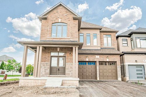 2 Waterfront Cres, Whitby, ON, L1N0M9 | Card Image