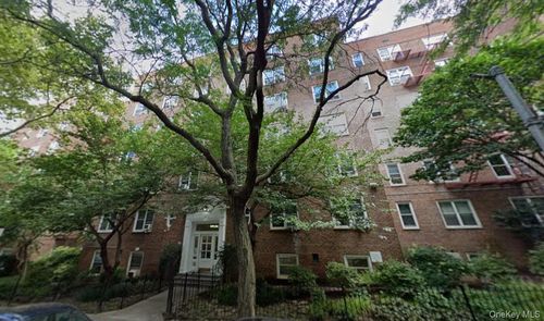 2k-3415 74th St, Jackson Heights, NY, 11372-2116 | Card Image