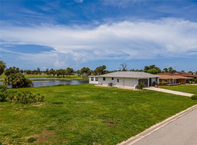 15 Oakland Hills Pl, House other with 2 bedrooms, 2 bathrooms and null parking in Rotonda West FL | Image 36