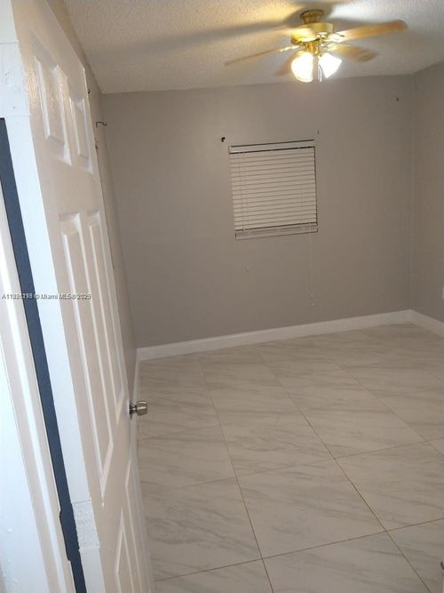 0-1275 Nw 58th Ave, Lauderhill, FL, 33313-6262 | Card Image