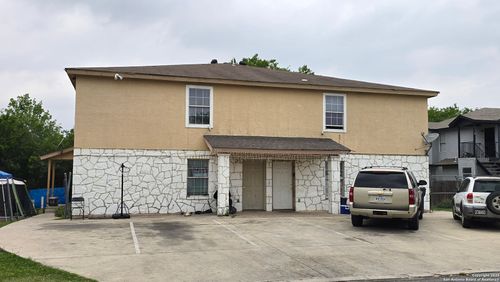 7559 Windsor Oaks, San Antonio, TX, 78239-3566 | Card Image