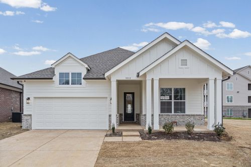 9935 Kemrock Dr S, Cordova, TN, 38018-7170 | Card Image