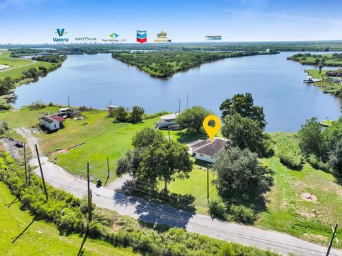 3848 57th St, Port Acres, TX, 77640-1069 | Card Image