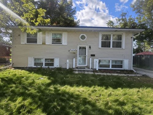 940 N Indiana St, Griffith, IN, 46319-1616 | Card Image