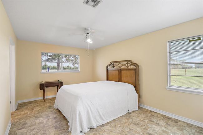 11221 State Highway 65, House other with 3 bedrooms, 2 bathrooms and 2 parking in Winnie TX | Image 13