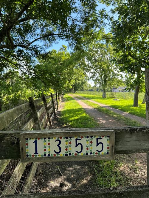 1355 County Road 145, Alvin, TX, 77511-7757 | Card Image