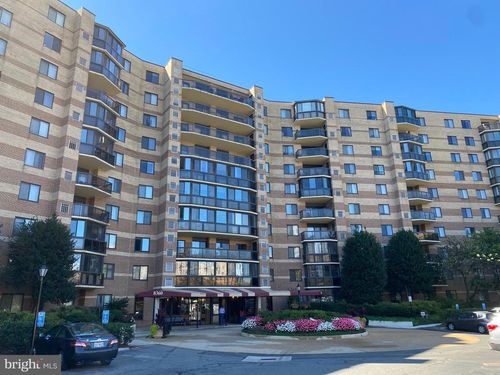 unit-117-8360 Greensboro Dr, MCLEAN, VA, 22102-3552 | Card Image