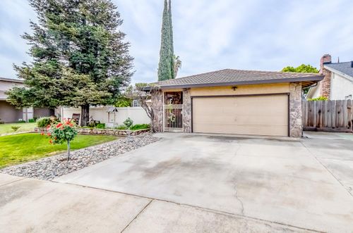 2016 Don Pedro Rd, Ceres, CA, 95307-3537 | Card Image
